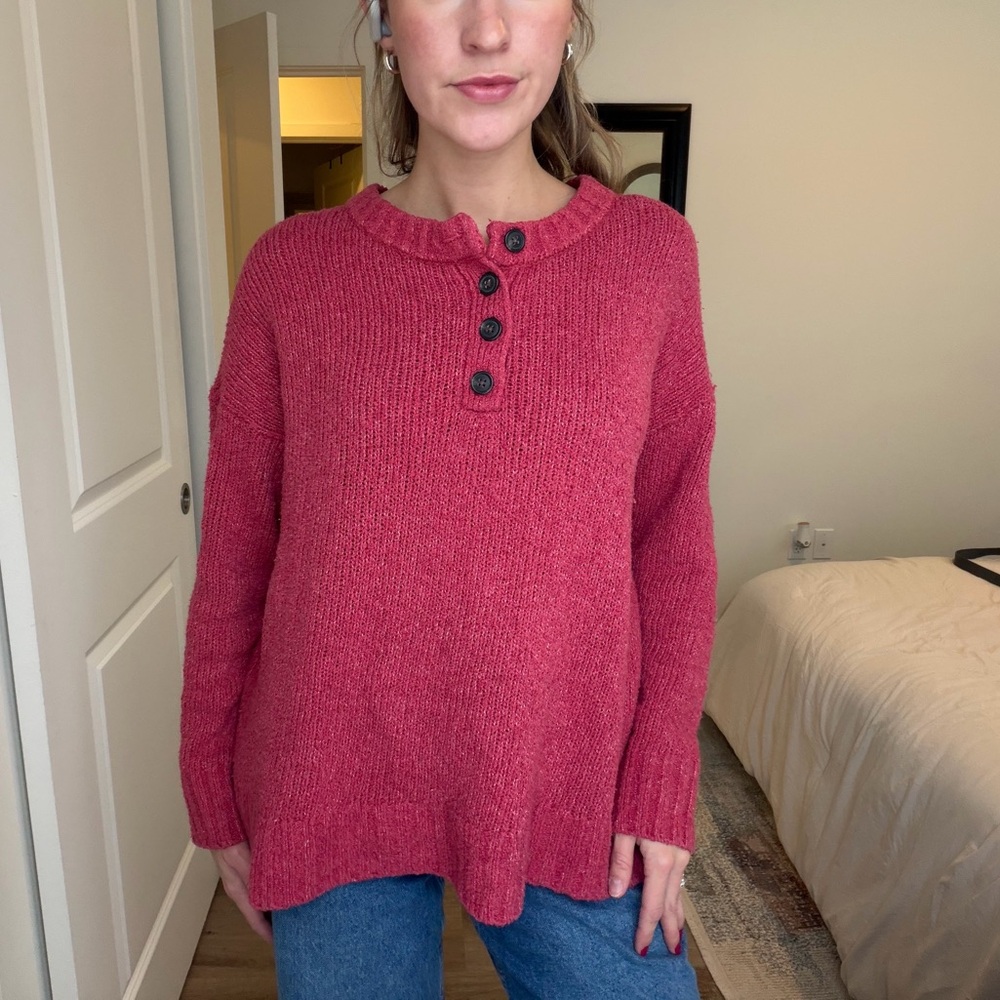 American Eagle Outfitters Women's Red Sweater